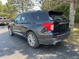 Used 2023 Ford Explorer Limited image 2