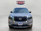 New 2025 Nissan Pathfinder Platinum image 5