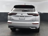 New 2025 Mitsubishi Outlander SEL image 3