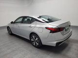 Used 2022 Nissan Altima 2.5 SV image 3