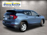 Used 2024 GMC Terrain SLE image 2