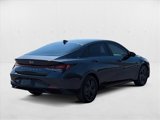 Used 2022 Hyundai Elantra SEL image 5