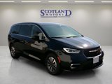 Used 2024 Chrysler Pacifica Select image 4