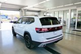 New 2025 Volkswagen Atlas Peak Edition SE image 4
