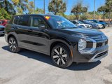 New 2025 Mitsubishi Outlander SE image 2