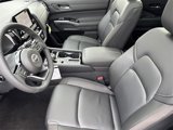 New 2025 Nissan Pathfinder SL image 5