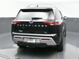 New 2025 Nissan Pathfinder SL image 5