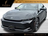 Used 2023 Toyota Crown XLE image 1