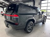 Used 2024 Lexus GX 550 image 3