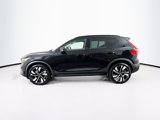 Used 2025 Volvo XC40 B5 Plus image 4