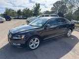Used 2013 Volkswagen Passat TDI SE image 3
