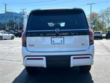 New 2025 Nissan Armada SL w/ Captain's Chari Seat Package image 3