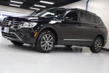 Used 2020 Volkswagen Tiguan SE w/ Panoramic Sunroof Package image 5