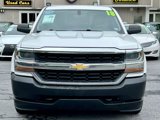 Used 2018 Chevrolet Silverado 1500 W/T w/ Trailering Package image 4