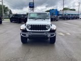 New 2025 Jeep Gladiator Sport image 2