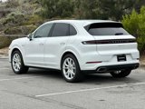 Certified 2024 Porsche Cayenne E-Hybrid image 3