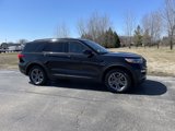 Certified 2022 Ford Explorer XLT w/ Equipment Group 202A image 3