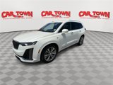 Used 2023 Cadillac XT6 Premium Luxury image 4