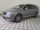 Used 2021 Chrysler Pacifica Pinnacle image 4