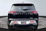 New 2025 Nissan Pathfinder SL image 4