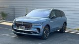 New 2025 Lincoln Nautilus Reserve image 3