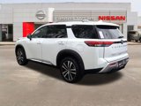 New 2025 Nissan Pathfinder Platinum image 5