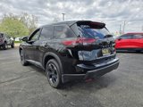 Used 2024 Nissan Rogue SV w/ SV Premium Package image 5
