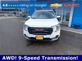 Used 2024 GMC Terrain SLE image 3