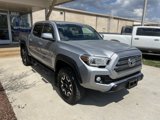 Used 2017 Toyota Tacoma SR5 image 3