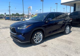 Used 2023 Toyota Highlander Limited image 4