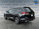 Used 2023 Volkswagen Atlas SEL image 3