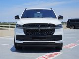 New 2025 Lincoln Navigator Reserve image 2