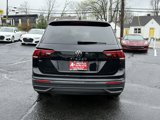 Used 2023 Volkswagen Tiguan SE image 5