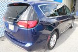 Used 2017 Chrysler Pacifica Touring-L image 3