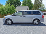 Used 2019 Dodge Grand Caravan SE w/ UConnect Hands-Free Group image 4