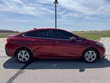 Used 2017 Chevrolet Cruze LT image 4