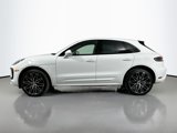 Certified 2025 Porsche Macan image 2