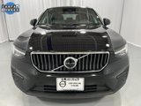 Certified 2025 Volvo XC40 B5 Core image 3