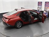 Used 2024 Hyundai Elantra SEL image 6