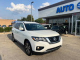 Used 2018 Nissan Pathfinder SV image 3