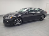 Used 2019 Nissan Altima 2.5 SR image 2