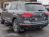 Used 2015 Volkswagen Touareg TDI image 5