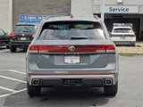 New 2025 Volkswagen Atlas Peak Edition SE image 4