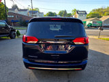 Used 2019 Chrysler Pacifica Touring-L image 6
