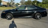Used 2021 Toyota Camry SE image 2