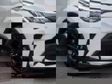 Used 2020 Toyota C-HR XLE image 5