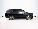 Used 2024 Honda Pilot Touring image 2