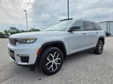 Certified 2024 Jeep Grand Cherokee L Limited w/ Luxury Tech Group II image 3