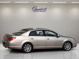 Used 2007 Toyota Avalon XLS image 3