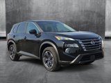 Used 2024 Nissan Rogue SV image 3